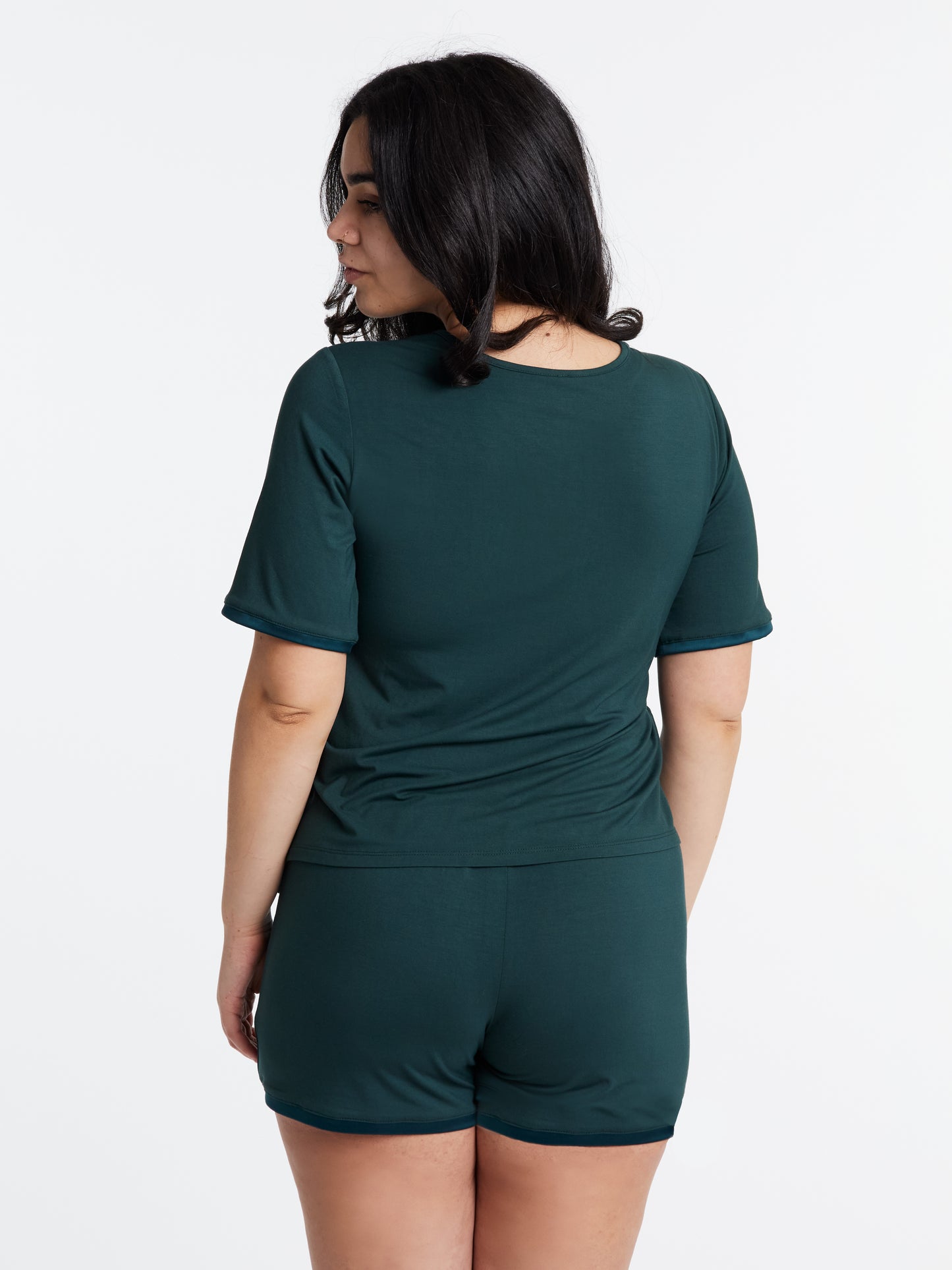 V-neck T with lightly padded, bra-like support, Bamboo