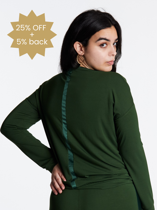 Tuxedo striped Long-Sleeve V-neck w lightly padded bra-like support, Bamboo sleepwear