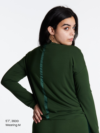 Woman in Tuxedo-striped lounge top in color Forest Whisper