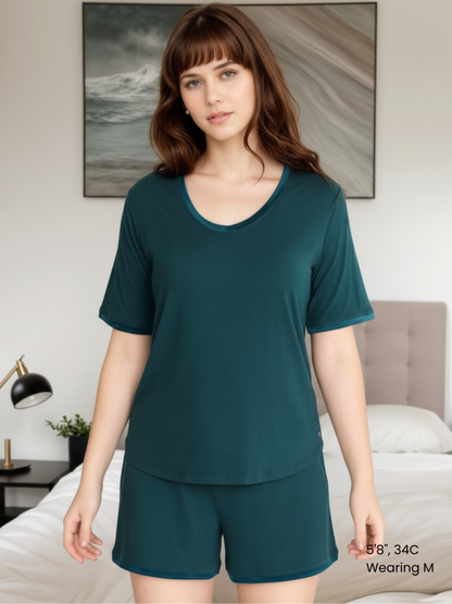 Woman in Midnighties Scoop neck shorts set in color Dusky Jade