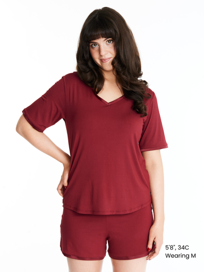 Woman in V neck Midnighties shorts set in Rouge Noir